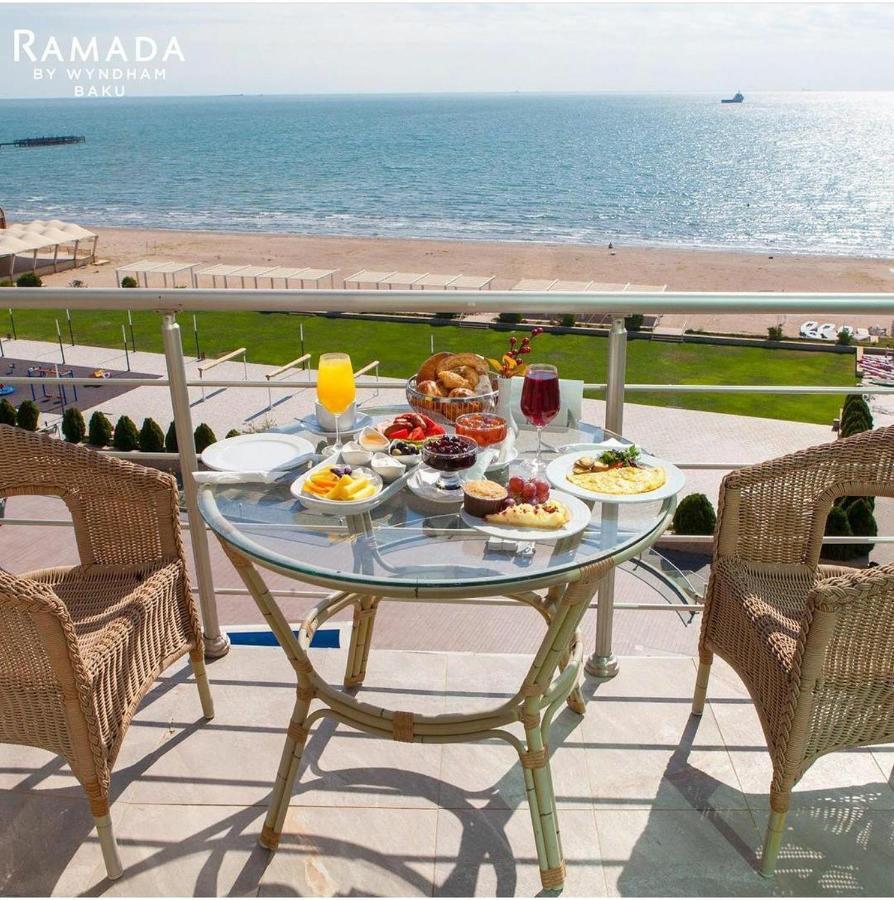 Готель Ramada By Wyndham Баку Екстер'єр фото